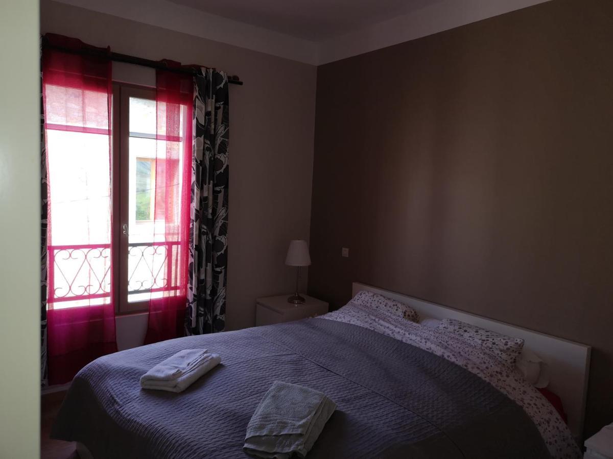 L'Ours Des Corbieres - Chambres D'Hotes Servies-en-Val Kamer foto